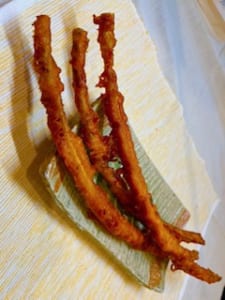 そば屋ですが ごぼうの唐揚げロング！
